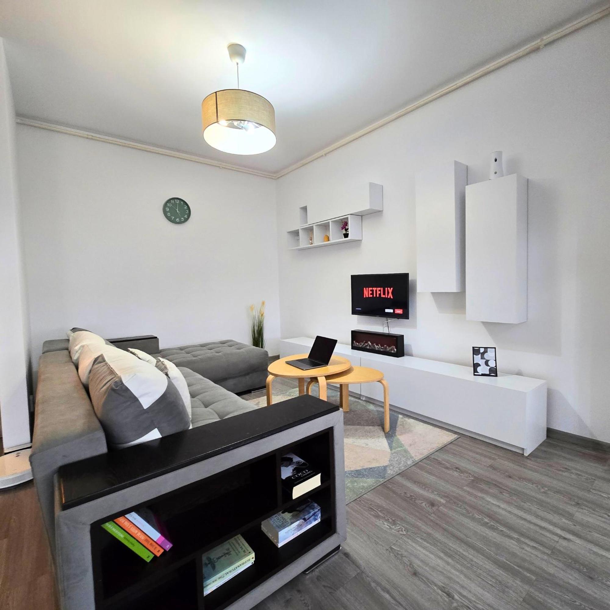 Apartment "Solar 48", Private Parking, One Bedroom 부쿠레슈티 외부 사진