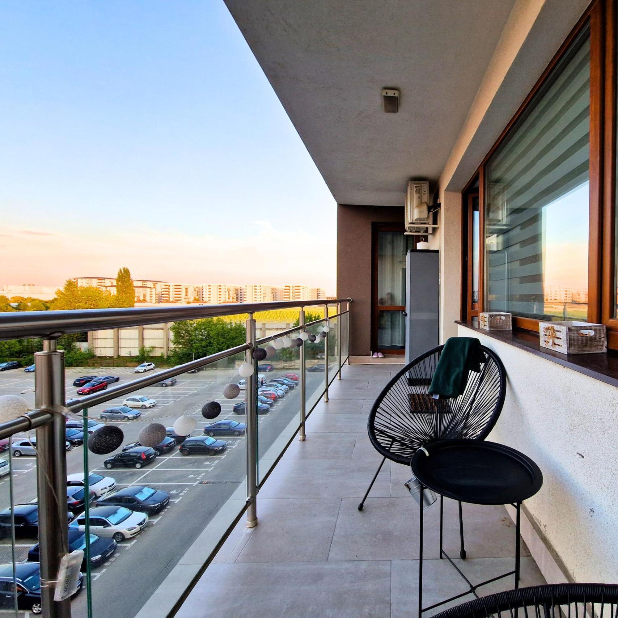 Apartment "Solar 48", Private Parking, One Bedroom 부쿠레슈티 외부 사진